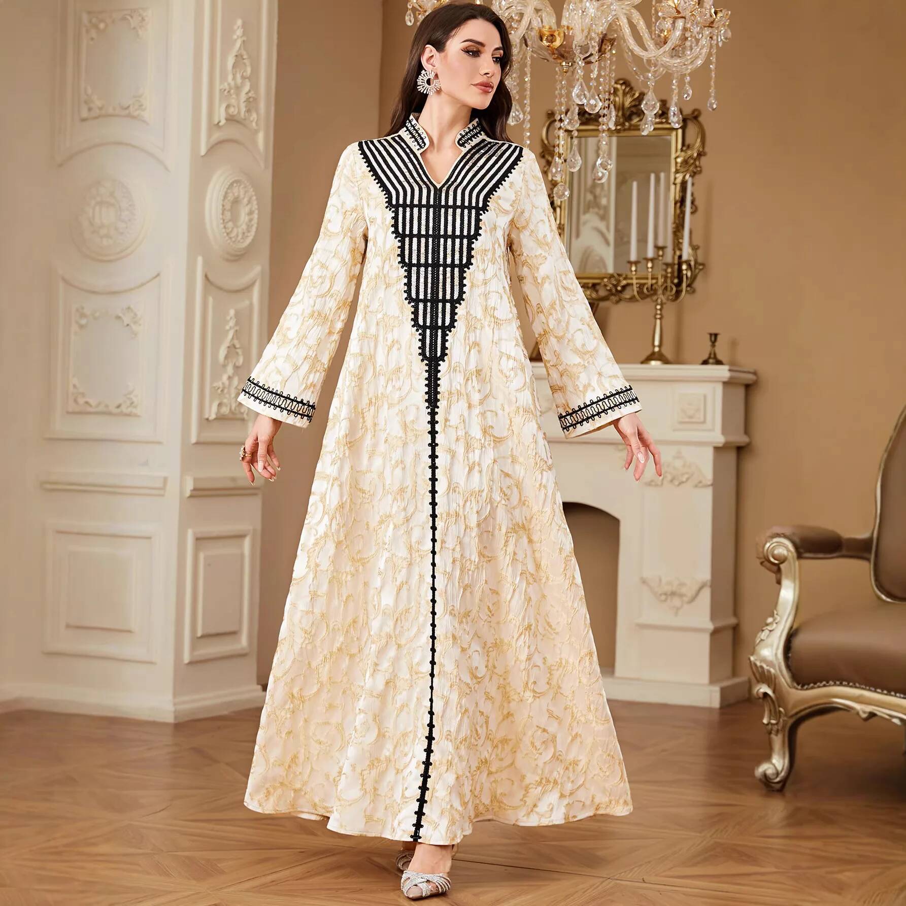 Urban Ethnic Fashion - فستان أنيق بياقة على شكل V